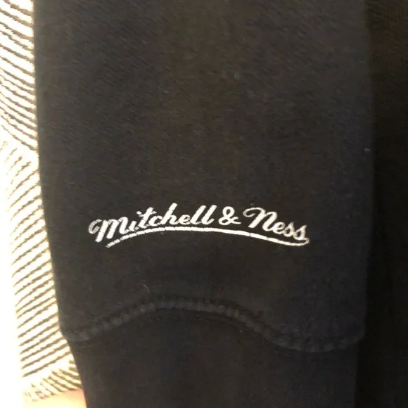 Rare Juice WRLD Chicago Bulls x Mitchell & Ness Hoodie Size 3XL